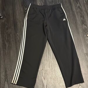 🍍ADIDAS PANTS🍍POCKETS🍍SZ Large 🍍30” inseam🍍